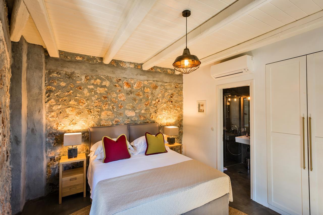 North Point Rooms Antipata  Exteriör bild